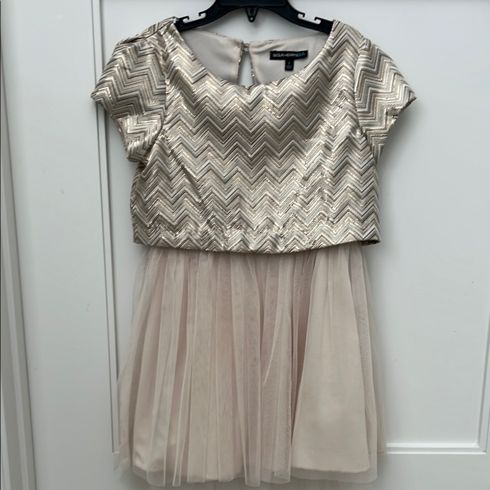 Girls' Chevron Gold and Cream Dress